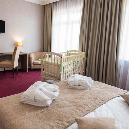 Hotel Alkor ตรุสคาเวตส์ ห้อง รูปภาพ